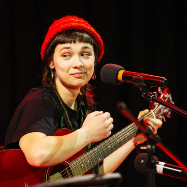 *igal hommikul mu otsaesisele